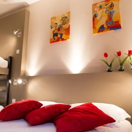 - Restaurant U Santu Petru Hotell Saint-Florent (Corsica)