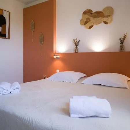 - Restaurant U Santu Petru