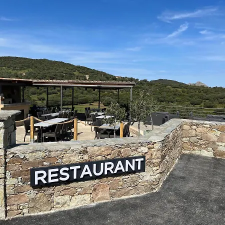 - Restaurant U Santu Petru 호텔