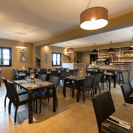 - Restaurant U Santu Petru